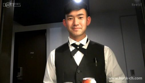 ได้เย็ดคนหล่อ room service หน้าเหมือนดาราเกาหลี เห็นแล้วเงี่ยนเลย