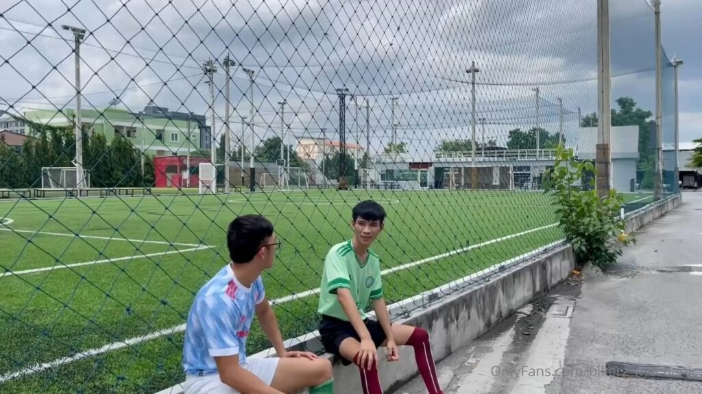 ชวนน้องนักบอลมาผลัดกันเย็ดน้องเย็ดเก่งเอวดี แถมรับเก่งให้เย็ดเพราะความเงี่ยนรูน้องฟิต น้ำแตกสิครับ