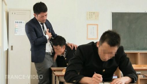 คุณครูเย็ดเด็กหลังห้อง ขณะทำข้อสอบ ตื่นเต้นมาก