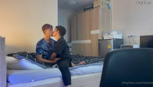 ซีโม่กับเฟืร์สimfukk แอบดู2หนุ่มหล่อ ตัวตึงของวงการเกย์รุ่นใหม่ เย็ดกันเขินๆ มันเสียวมาก