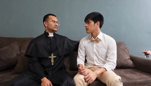 ในงานแต่งงานของแบงค์กับอาร์ม บาทหลวงไจ๋ไจ๋ ติวเข้มให้กับคู่เจ้าบ่าว สอนเย็ดยังไงให้เสียวมันส์น้ำแตกกันครับ